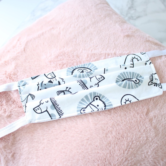 Face Mask Adult Reusable Cute Cotton Double Layer - Picture 3 of 8